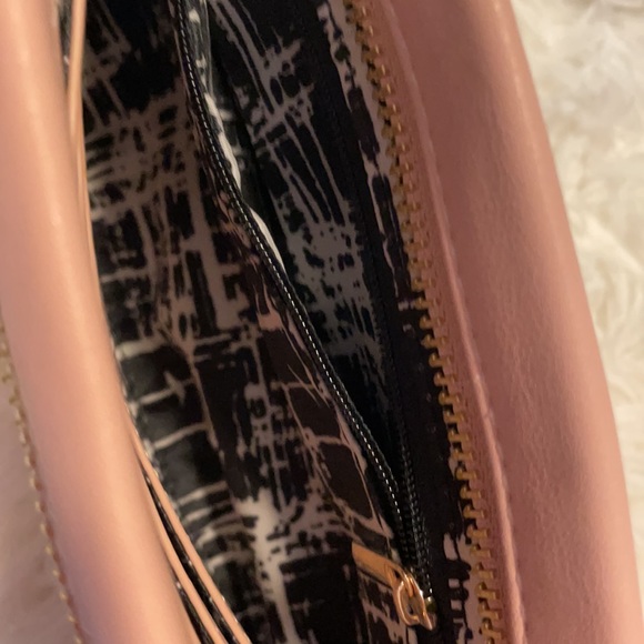 Fashionable bag! - Picture 6 of 6